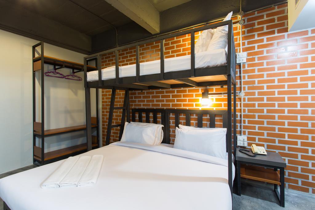 City Hotel Krabi town Oda fotoğraf